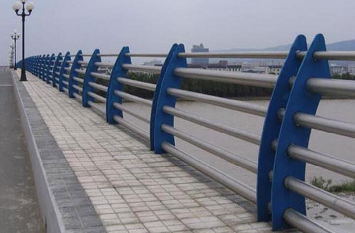 桥梁护栏