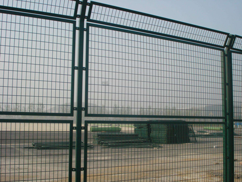 高速公路护栏网